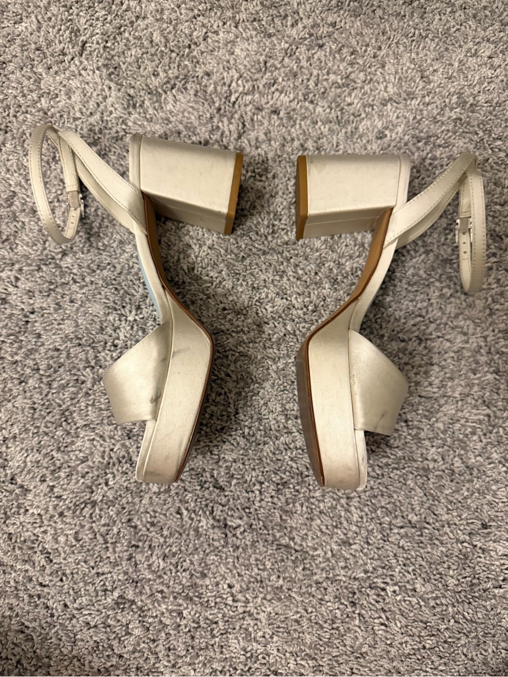 Vince Camuto Pendreya Ankle-Strap Satin Block Heels Ivory | Bridal | Size 6.5 - Picture 6 of 8